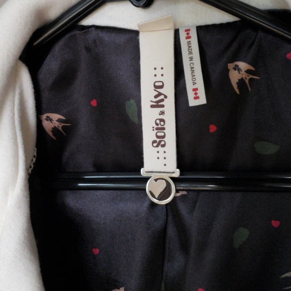 Beautiful Tulip Front Cream Color Hooded Pea Coat - Picture 7 of 8